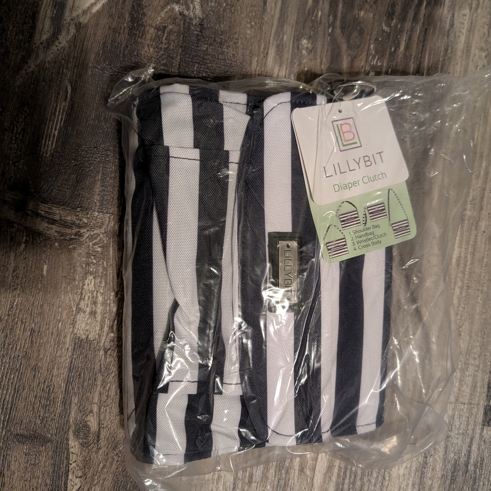 LillyBit Black and White Diaper Clutch